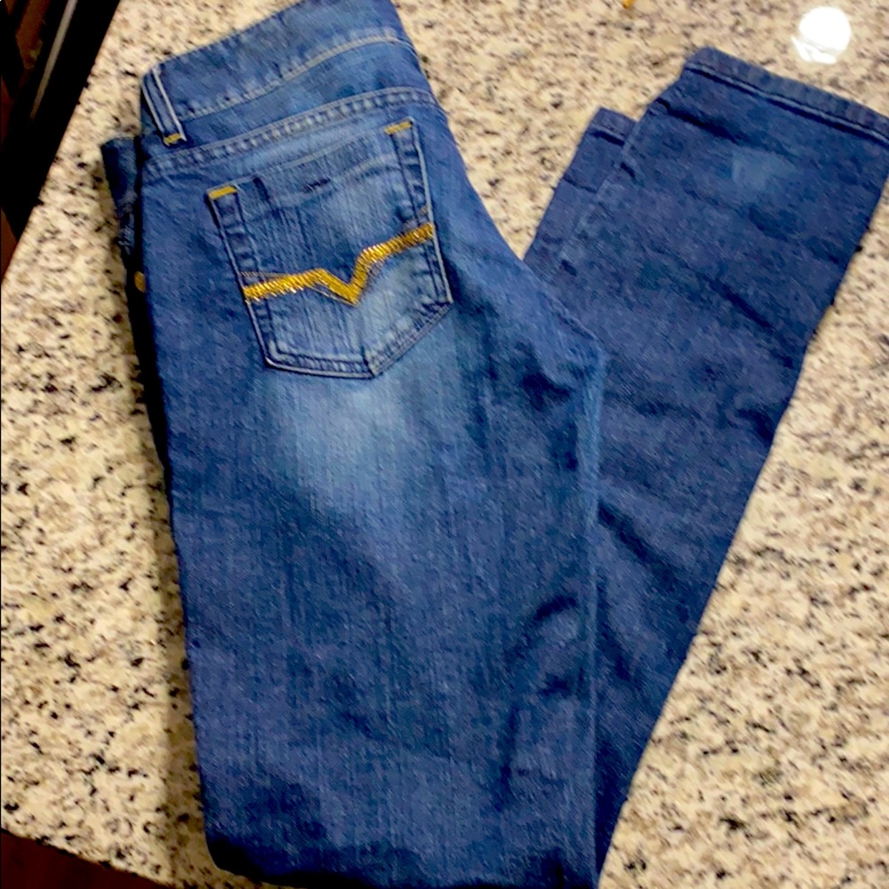 GUESS jeans